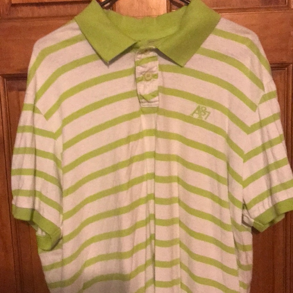 3 button collared shirt